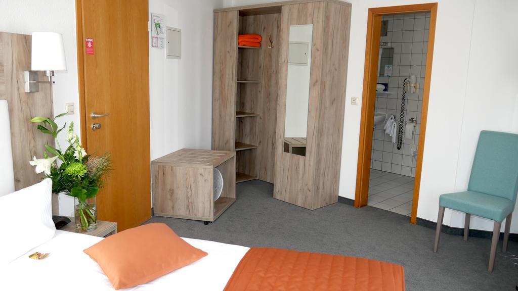 Komfort Hotel ลุดวิกสบูร์ก ภายนอก รูปภาพ