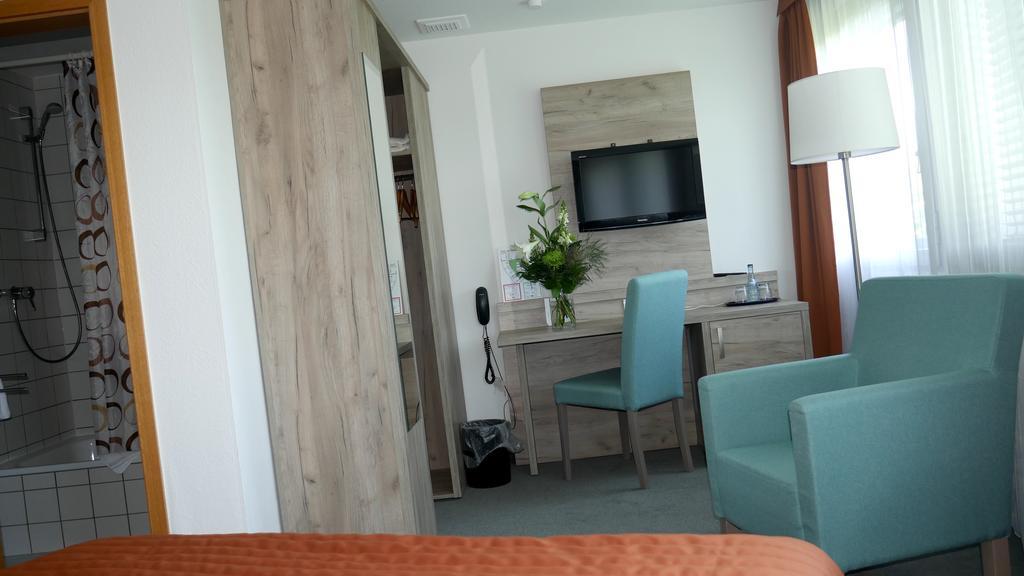 Komfort Hotel ลุดวิกสบูร์ก ภายนอก รูปภาพ